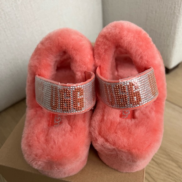 UGG ♡ Oh Yeah Bling - Picture 8 of 9